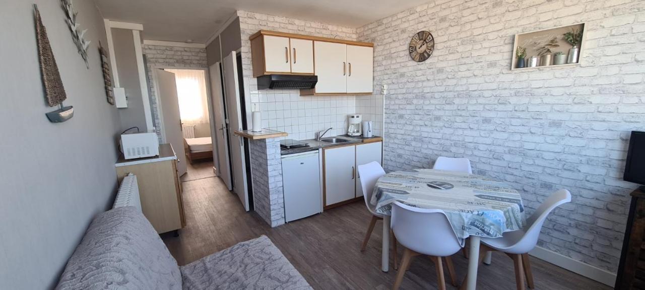 Residence Du Bord De Mer 9 Appartements Avec Une Vraie Vue Mer Ле-Трепор Экстерьер фото